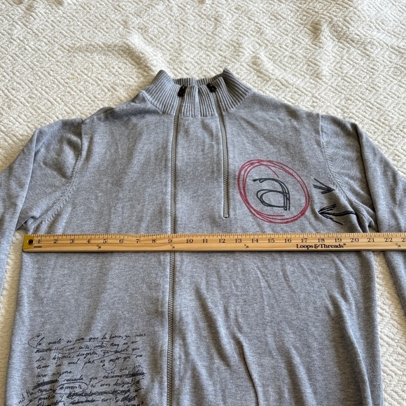 Desigual Gray Zip-Up Sweater with Artistic Accents - Picture 6 of 9